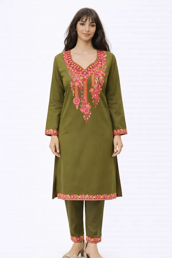 WINTER_KASHMIIRI_PHERAN_SUIT