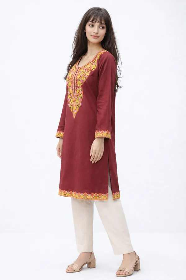 WINTER_KASHMIRI_PHERAN_KURTI_