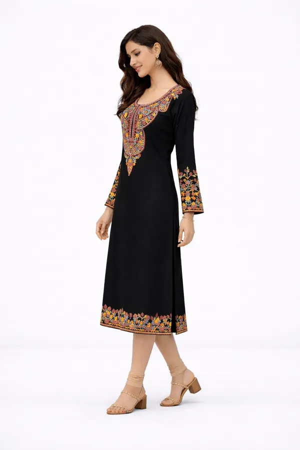 WINTER_KASHMIRI_PHERAN_KURTI_