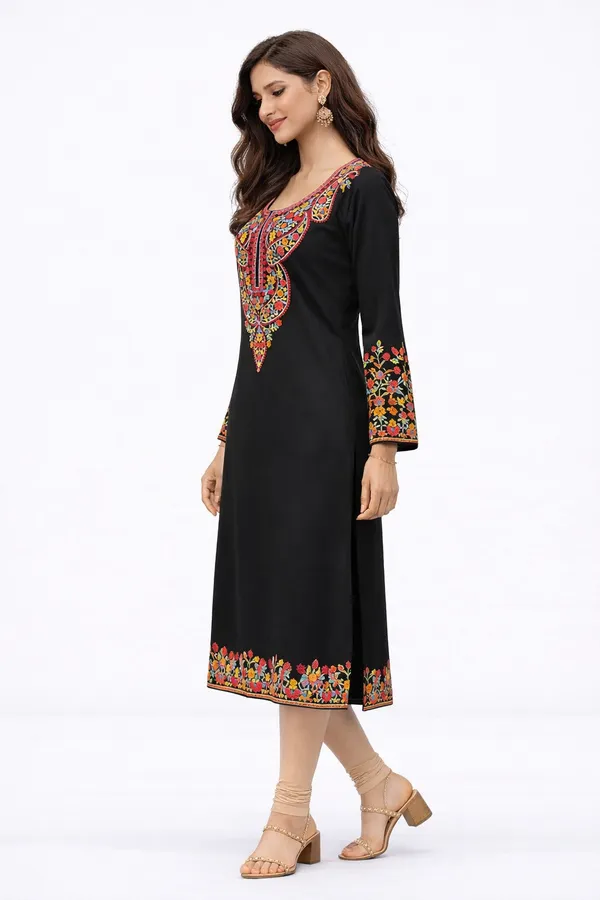 WINTER_KASHMIRI_PHERAN_KURTI_
