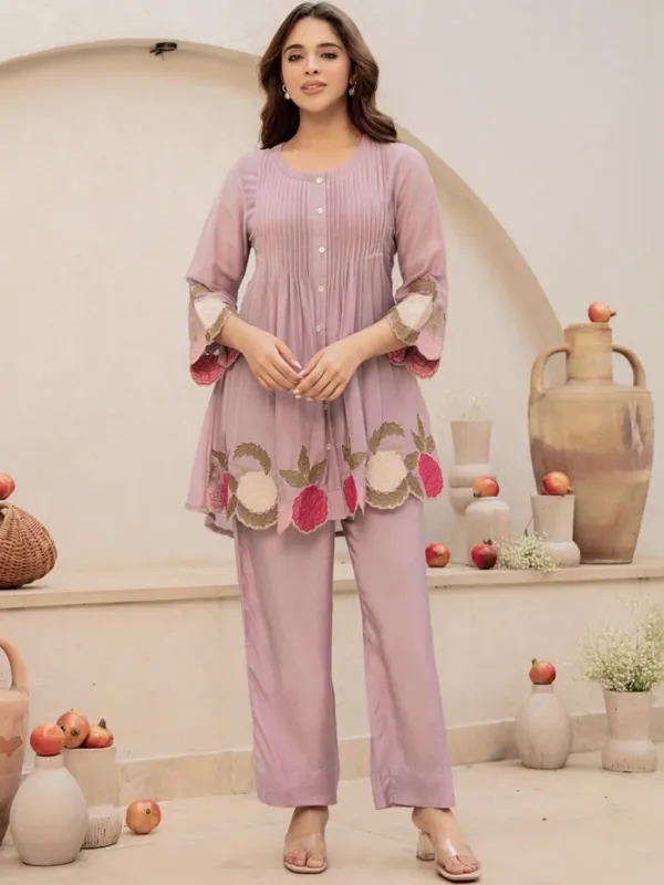 Rose_Floral_Embroidered_Kurta_Pant_Set