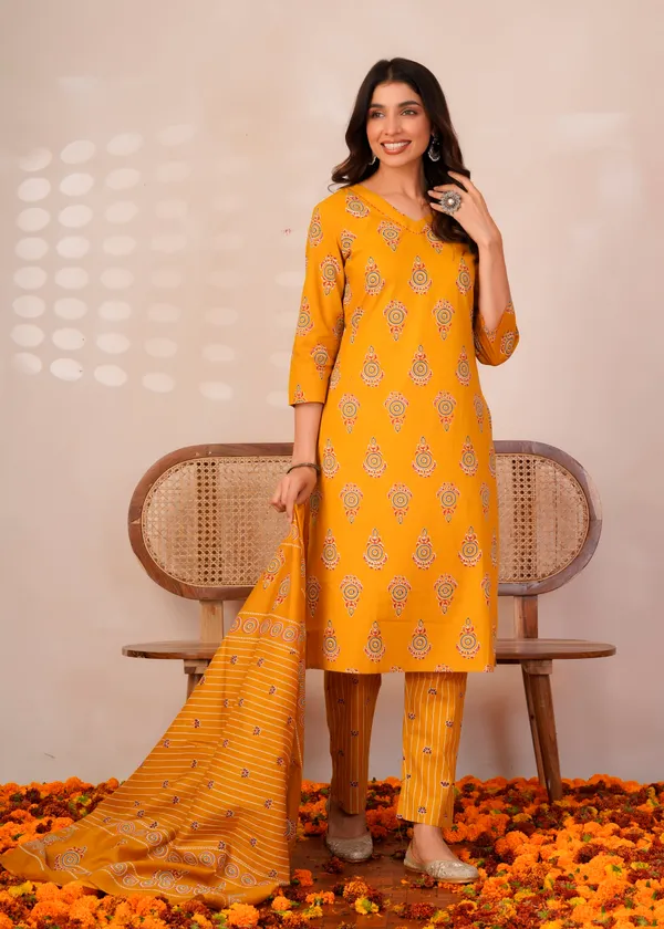 Mustard_Mehfil_Printed_Kurta_Set|மஸ்டர்ட்_மெஹ்ஃபில்_பிரிண்டெட்_குர்தா_செட்|మస్టర్డ్_మెహ్ఫిల్_ప్రింటెడ్_కుర్తా_సెట్