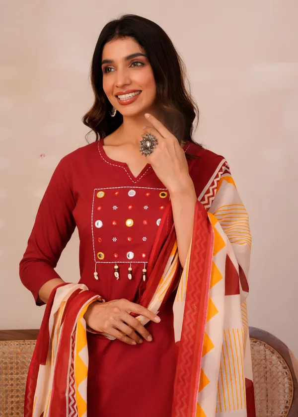 Rani_Rang_Elegance_Suit