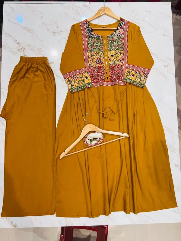 Mustard_Yellow_Printed_Kurta_Set
