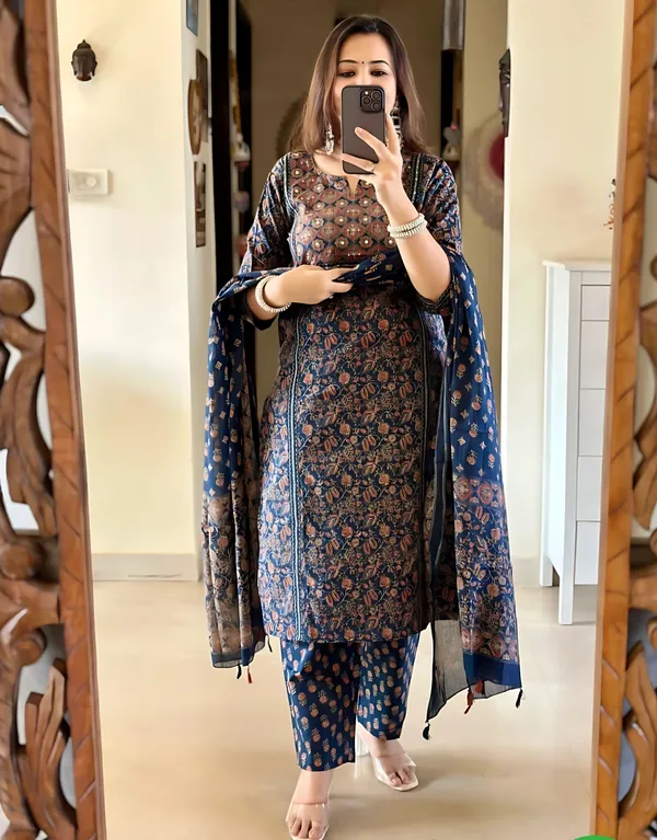 Blue_Pure_Cotton_Ajrakh_Print_Kurta_Set_For_Women_&_Girls