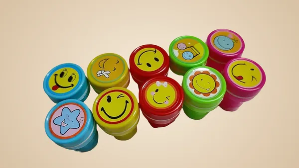 Yellow_Smiley_Stamps_1_Pieces