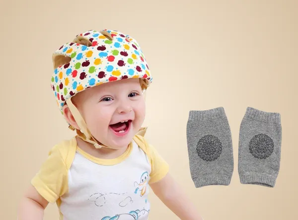 Multicolor_Safety_Apple_Print_Helmet_and_Knee_Pad_Combo
