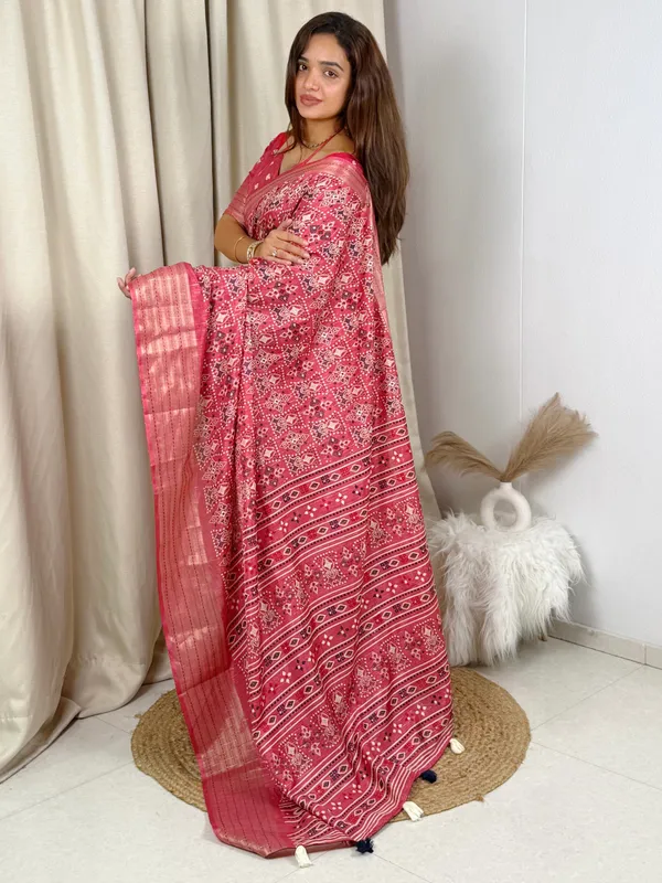 Pink_Maslin_cotton_katha_work_Saree_With_Unstitched_Blouse_For_Women