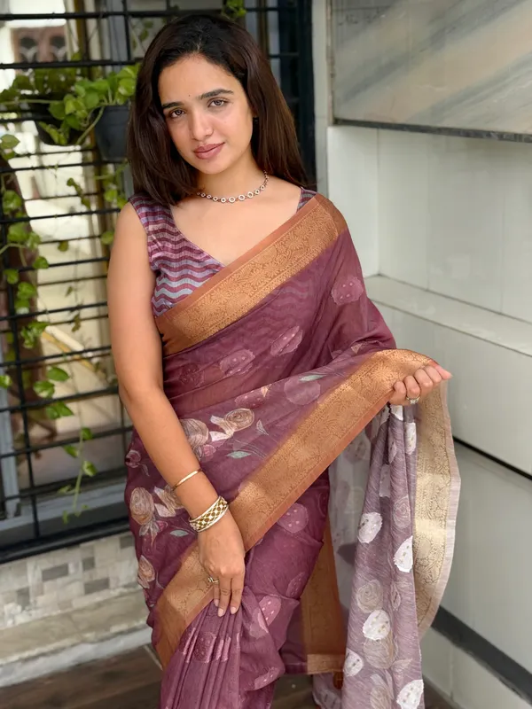 Violet_Pure_cotton_jacquard_Digital_Print_Saree_With_Unstitched_Blouse_For_Women