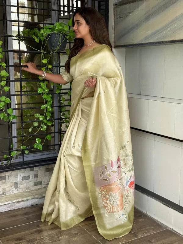 Yellow_linen_cotton_katha_work_Saree_With_Unstitched_Blouse_For_Women