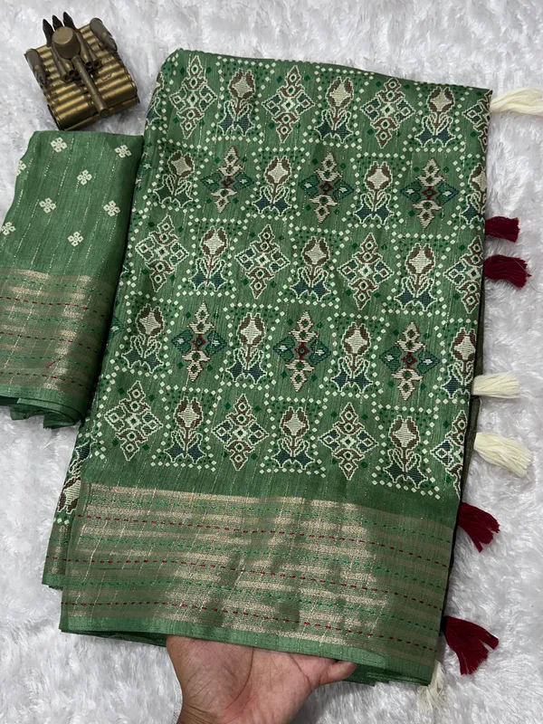 Light_green_Maslin_cotton_katha_work_Saree_With_Unstitched_Blouse_For_Women