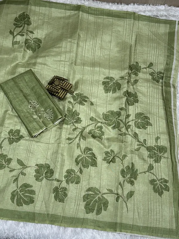 Light_green_linen_cotton_katha_work_Saree_With_Unstitched_Blouse_For_Women
