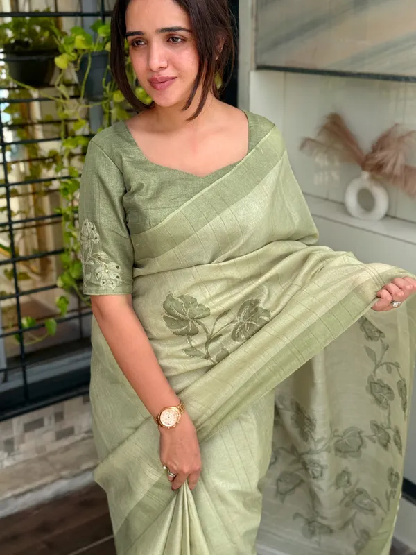 Light_green_linen_cotton_katha_work_Saree_With_Unstitched_Blouse_For_Women