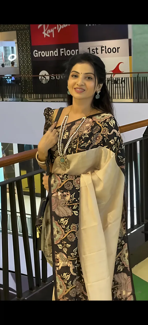 Cream_tussar_silk_saree_Premium_Digital_Print_For_Women