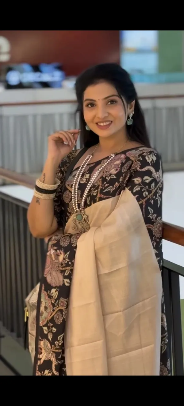 Cream_tussar_silk_saree_Premium_Digital_Print_For_Women