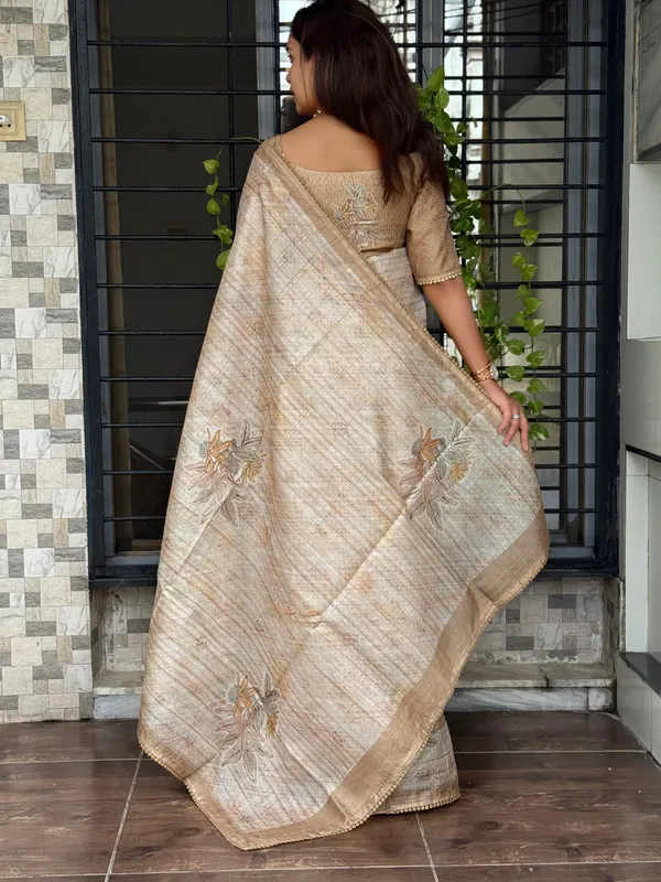 Kathai_Pure_tusser_linen_Digital_Print_Saree_With_Unstitched_Blouse_For_Women