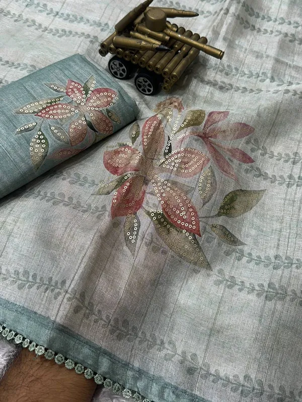 Light_Grey_Pure_tusser_linen_Digital_Print_Saree_With_Unstitched_Blouse_For_Women