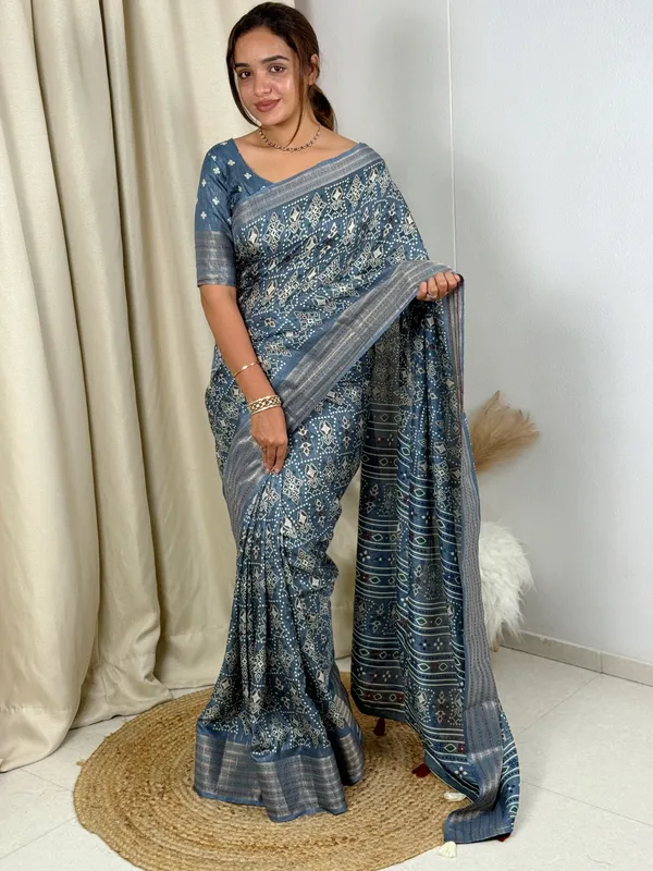 Light_Blue_Maslin_cotton_katha_work_Saree_With_Unstitched_Blouse_For_Women