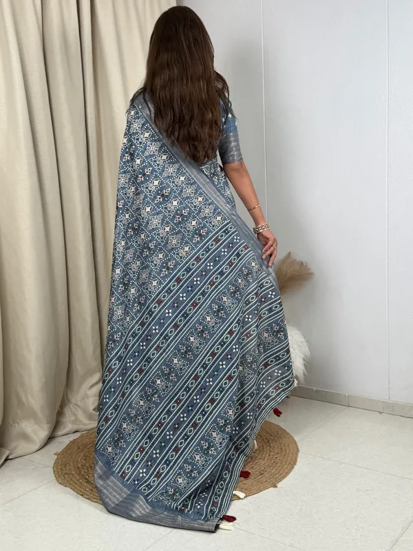 Light_Blue_Maslin_cotton_katha_work_Saree_With_Unstitched_Blouse_For_Women