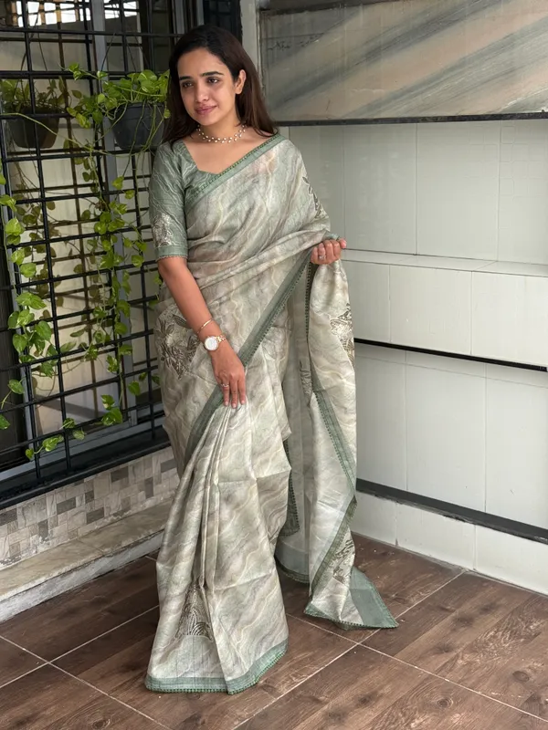 Light_green_Pure_tusser_linen_Digital_Print_Saree_With_Unstitched_Blouse_For_Women