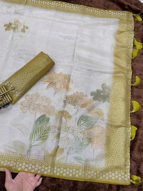 Dark_Green_Taspa_Silk_Premium_Digital_Print_Saree_For_Women