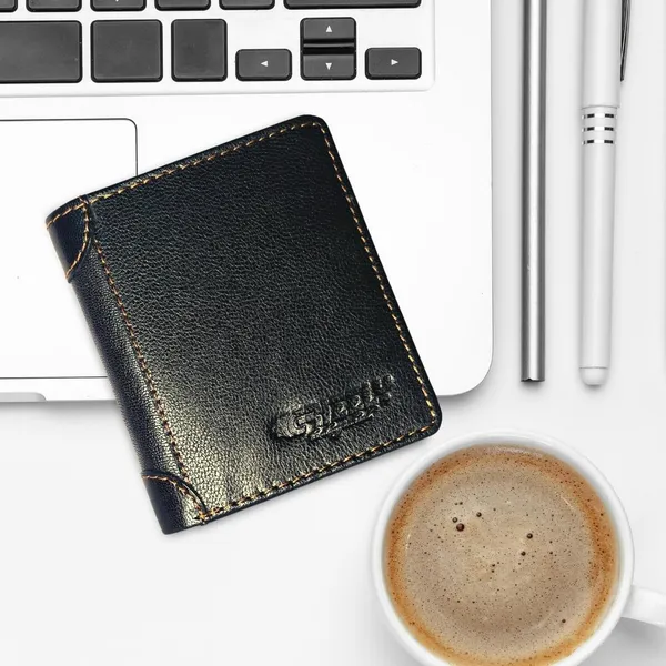 Black_Trendy_Genuine_Leather_Wallet_For_Men