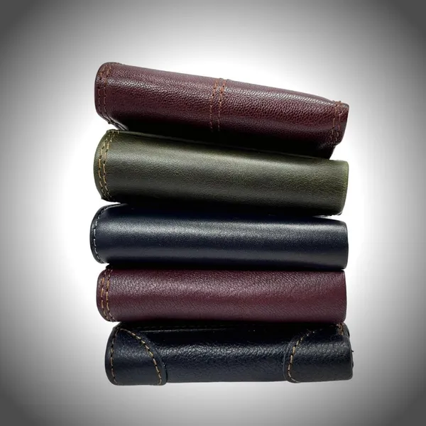 Grey_Trendy_Genuine_Leather_Wallet_For_Men
