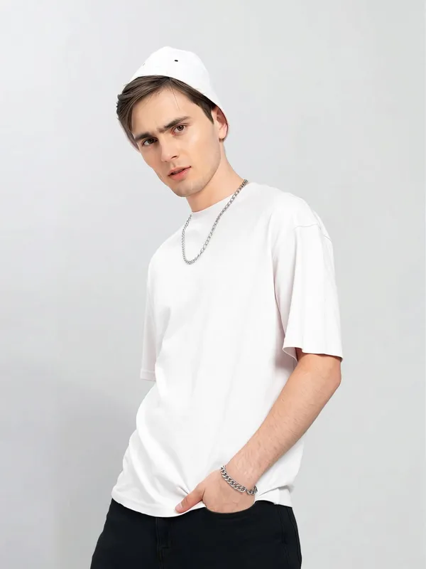 BEING_WANTED_Solid_Men_Round_Neck_White_T-Shirt