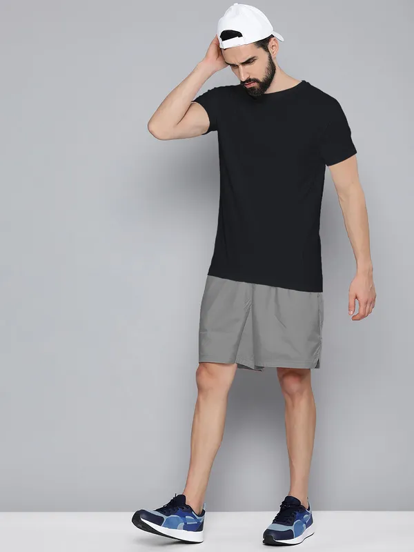 BEING_WANTED_Solid_Men_Round_Neck_Black_T-Shirt