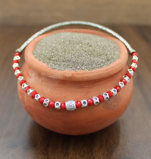 Brass_Anklet__stylist_red