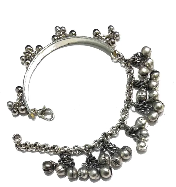 Oxidized_Silver_Half_Kada_Half_Bracelet_with_Ghungroo_Design