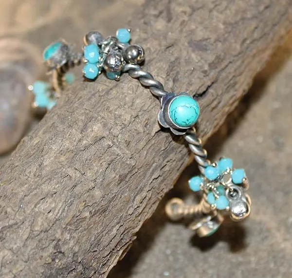 Antique___Tribal_Theme_Aesthetic_Oxidised_Slim_Kada