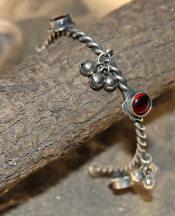 Antique___Tribal_Theme_Aesthetic_Oxidised_Slim_Kada