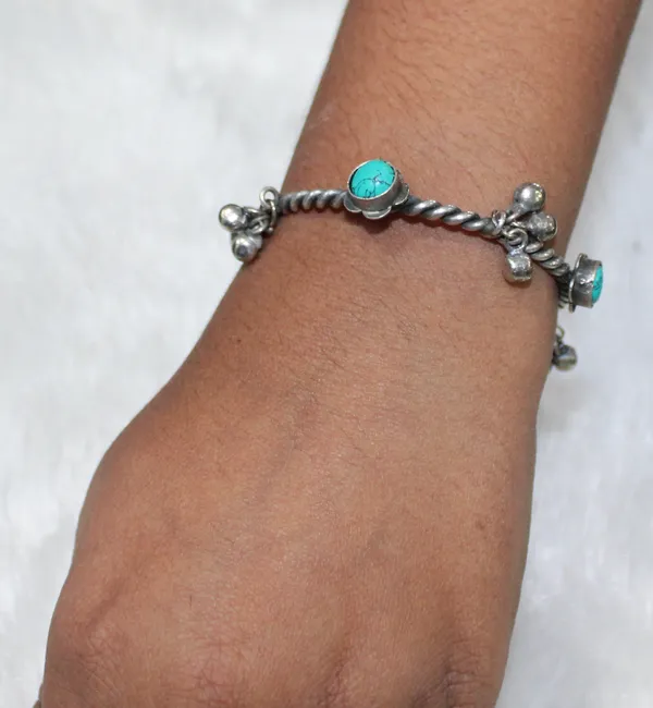 Antique___Tribal_Theme_Aesthetic_Oxidised_Slim_Kada