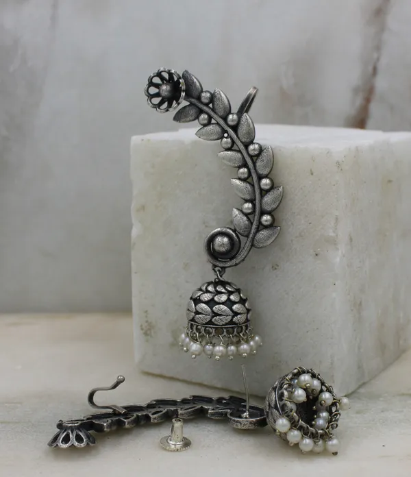 Oxidized_Silver_Ear_Cuff_Jhumka_Earrings_with_Pearl_Drops