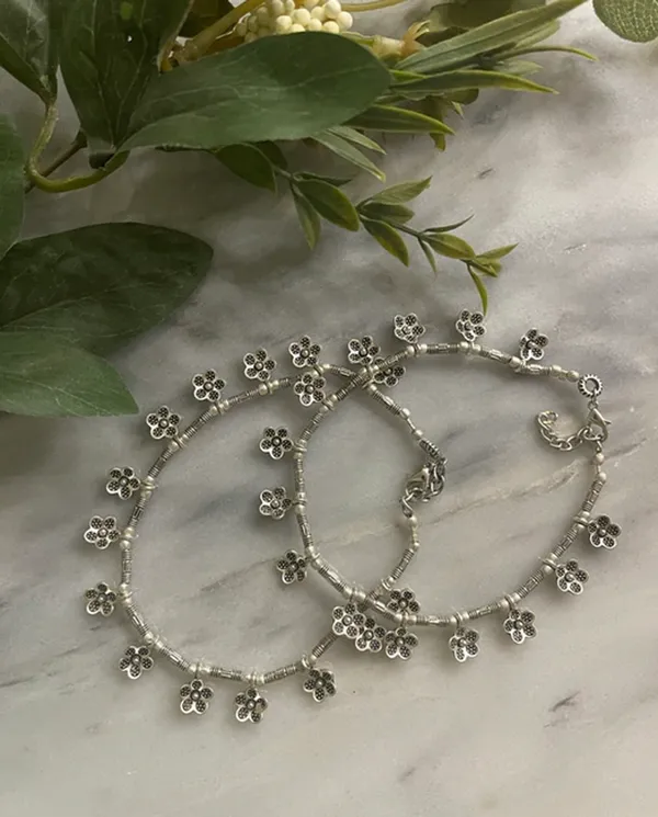 German_Antique_Oxidised_Silver_Plated_Metal_Anklets_Payal/Pazeb_Pair_for_Brass_Anklet_(Pack_of_2)
