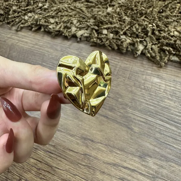 Abstract_Heart_Chunky_Ring_–_Premium_Anti-Tarnish