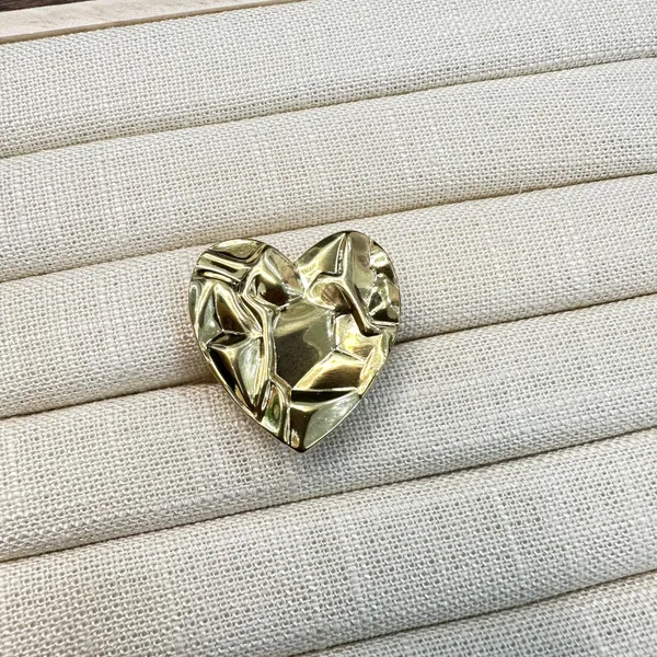 Abstract_Heart_Chunky_Ring_–_Premium_Anti-Tarnish