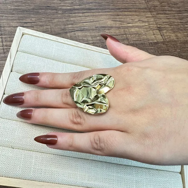 Abstract_Heart_Chunky_Ring_–_Premium_Anti-Tarnish