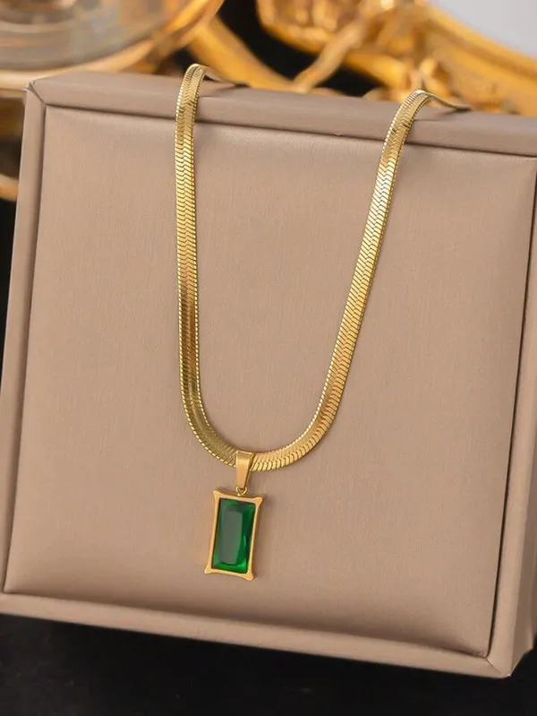 Anti-Tarnish_Emerald_Stone_Necklace