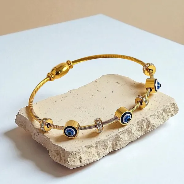 Crazy_Viral_Stack_Charm_Bracelet_Combo_–_Luxury_Layered_Set