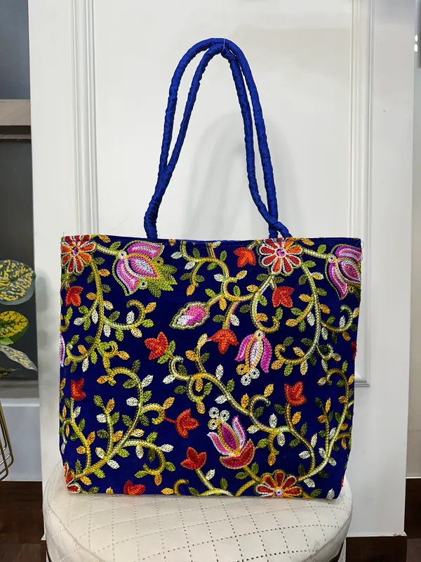 Floral_Jacquard_Tote_Bag__(_15_Inches)
