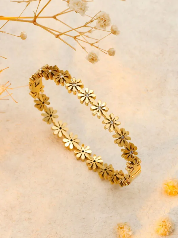 Flower_Carved_Anti_Tarnish_Gold_Plated_Bracelet