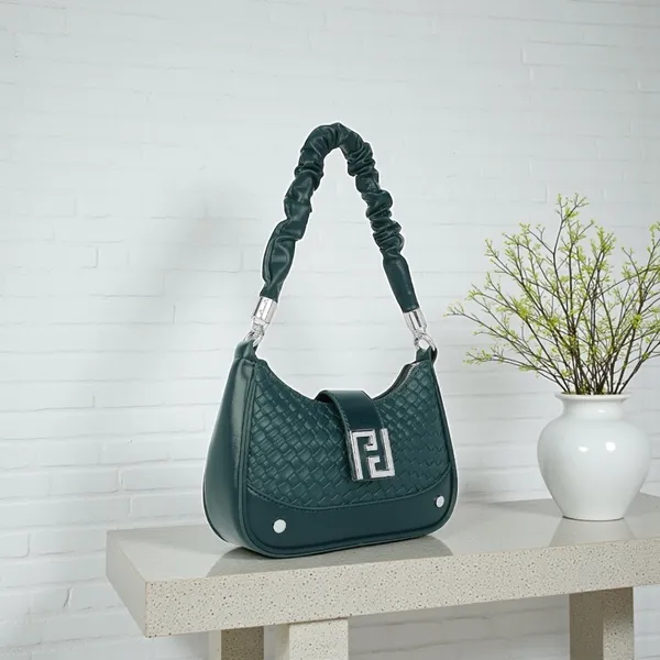 Valentina_Shoulder_Bag__in_Classic_Emerald_Green