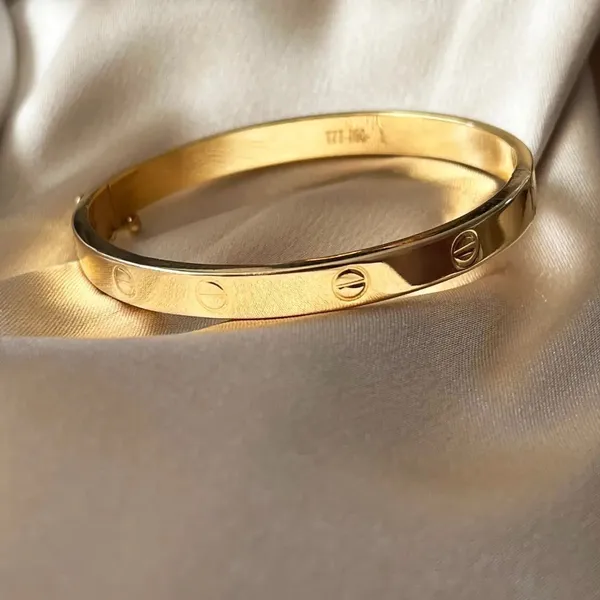Golden_Charm_Trio_–_Anti_Tarnish_Bestseller