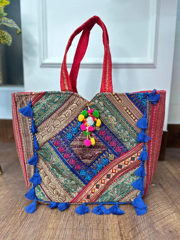 Leela_Jaipuri_Boho_Tote_Bag__(_20_Inches)