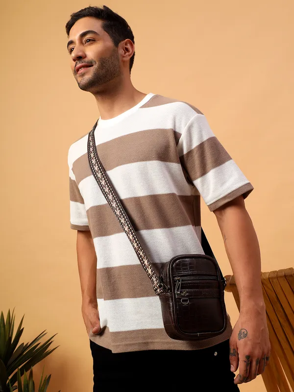 Denver_Mobile_Sling_Bag_for_Men