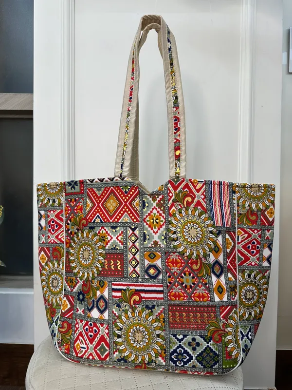 Multicolor_Handcrafted_Tote_Bags