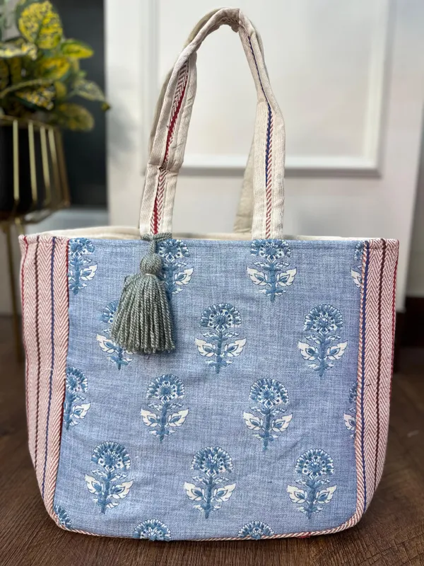 Niva_Jacquard_Tote_Bag__(_20_Inches)