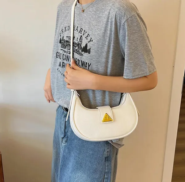 Ela_Shoulder_Cum_Crossbody_Sling_Bag
